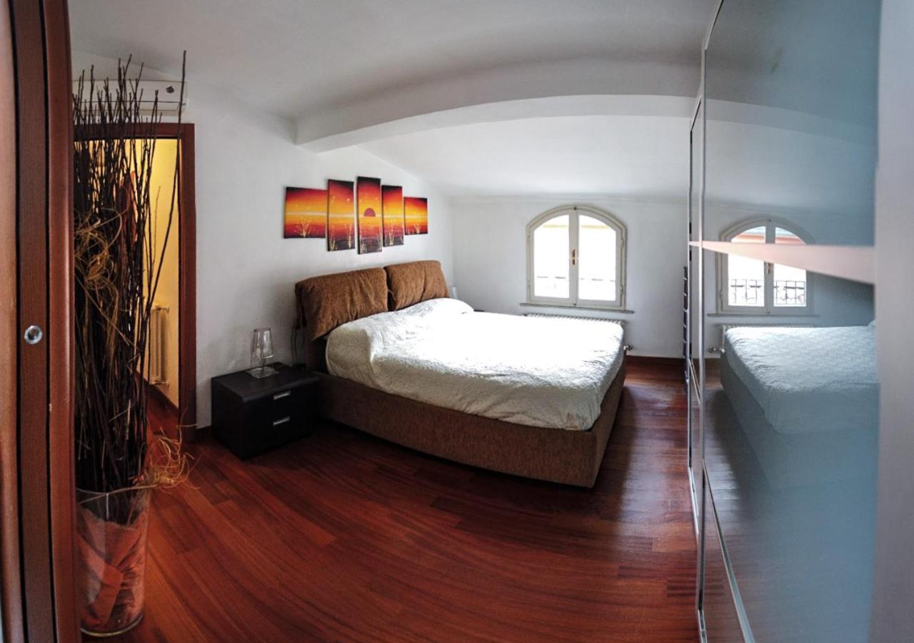 Stupenda Mansarda Centralissima, Finiture Di Lusso Carrara Bagian luar foto